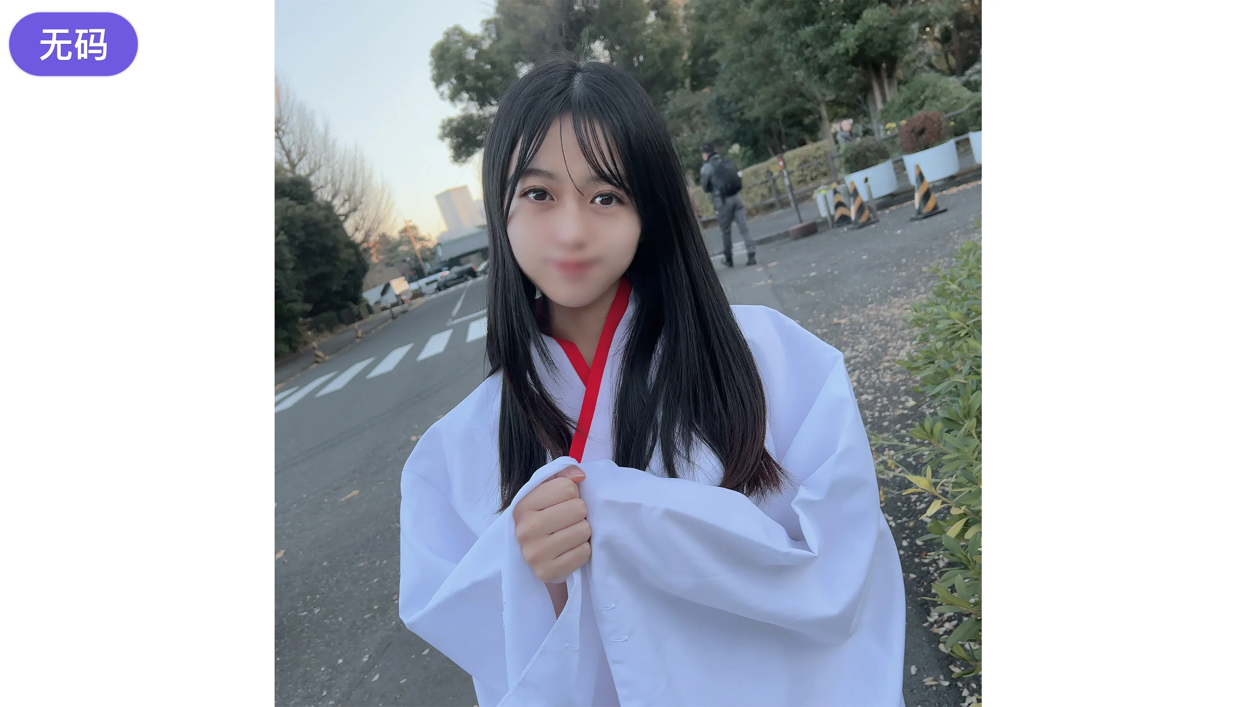 FC2-4494567 顔出し！3日間限定！学園では学級委員を務める真面目で可愛い女 ◯ ◯ 生をバイト先の巫女